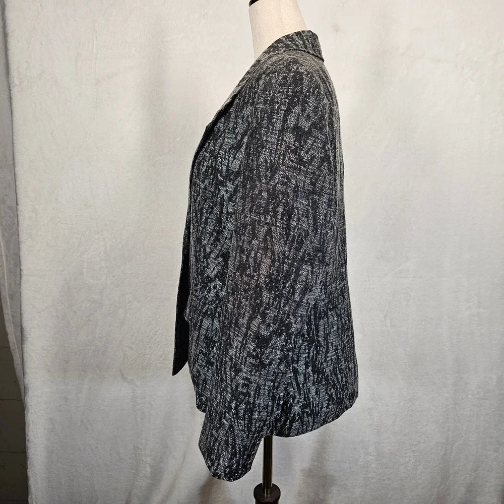 Coldwater Creek Size 12 Black Silver Floral‎ Jacket Blazer Womens Stylish Formal